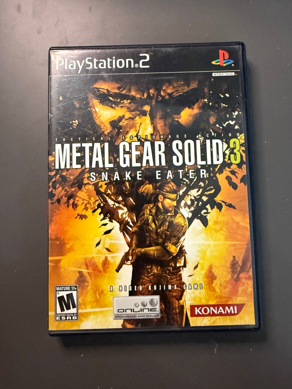 Metal Gear Solid 3: Snake Eater PS2 USA black label CIB Like New